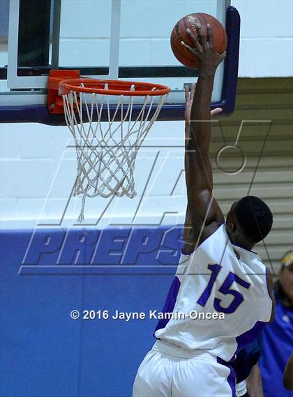 Thumbnail 3 in St. John Bosco @. Valencia (D3 Playoff) photogallery.