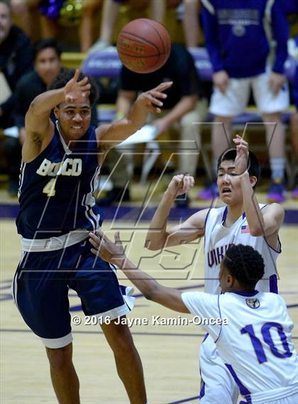Thumbnail 3 in St. John Bosco @. Valencia (D3 Playoff) photogallery.