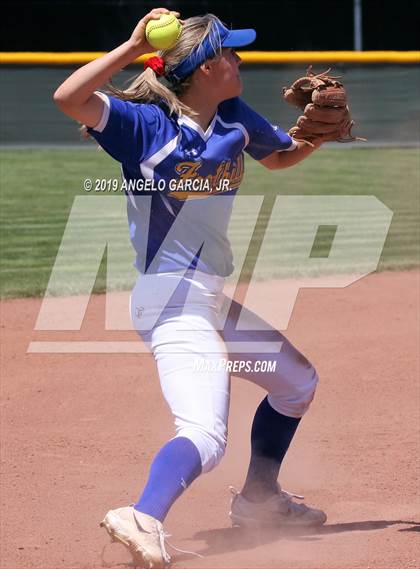 Thumbnail 2 in Heritage vs Foothill (CIF NCS D1 Final) photogallery.