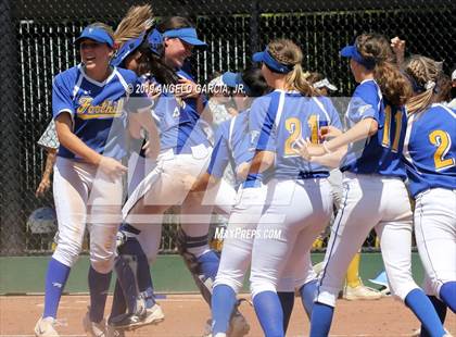 Thumbnail 1 in Heritage vs Foothill (CIF NCS D1 Final) photogallery.