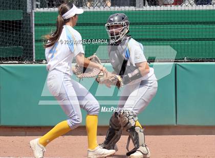Thumbnail 1 in Heritage vs Foothill (CIF NCS D1 Final) photogallery.