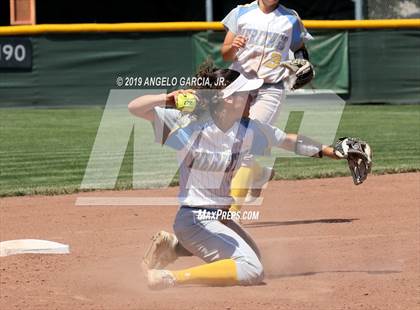 Thumbnail 1 in Heritage vs Foothill (CIF NCS D1 Final) photogallery.