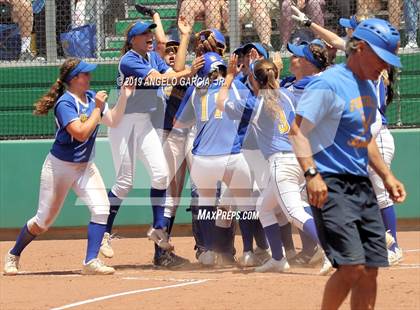 Thumbnail 1 in Heritage vs Foothill (CIF NCS D1 Final) photogallery.