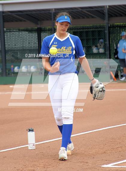 Thumbnail 1 in Heritage vs Foothill (CIF NCS D1 Final) photogallery.