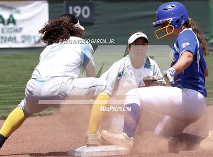 Thumbnail 3 in Heritage vs Foothill (CIF NCS D1 Final) photogallery.