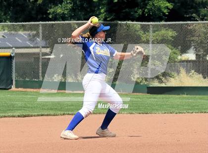 Thumbnail 1 in Heritage vs Foothill (CIF NCS D1 Final) photogallery.