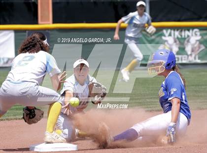 Thumbnail 1 in Heritage vs Foothill (CIF NCS D1 Final) photogallery.