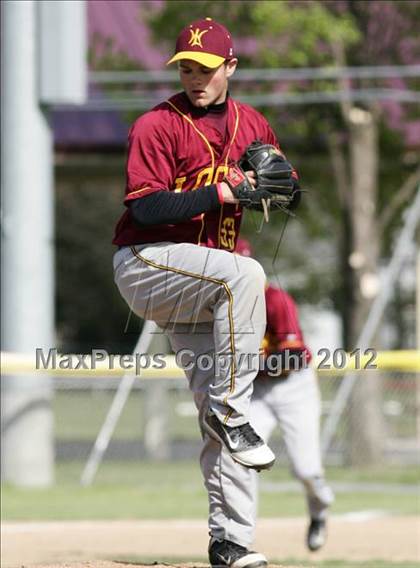 Thumbnail 1 in Bolton @ Windsor Locks photogallery.