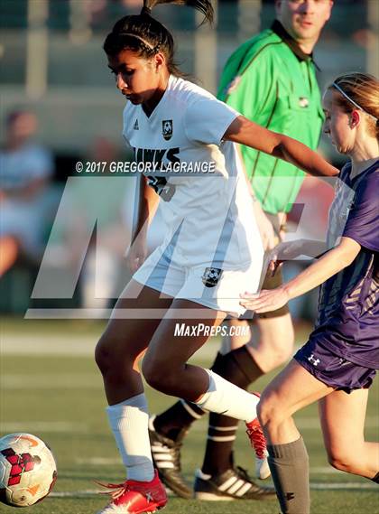 Thumbnail 2 in Denton vs Birdville  photogallery.