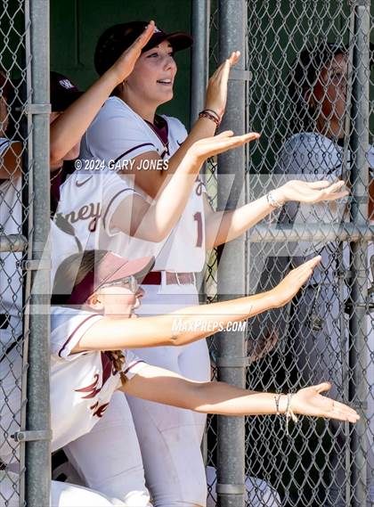 Thumbnail 2 in Gregori vs. Whitney (CIF SJS D1 Semifinal) photogallery.