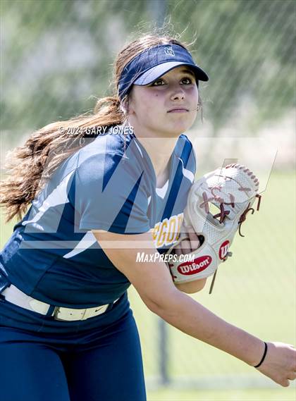 Thumbnail 3 in Gregori vs. Whitney (CIF SJS D1 Semifinal) photogallery.