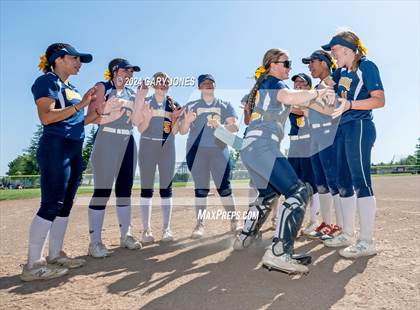 Thumbnail 2 in Gregori vs. Whitney (CIF SJS D1 Semifinal) photogallery.