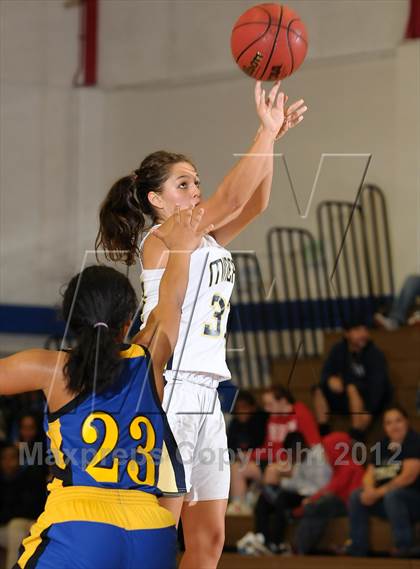 Thumbnail 1 in Del Campo vs. Nevada Union (Christian Brothers Holiday Classic) photogallery.
