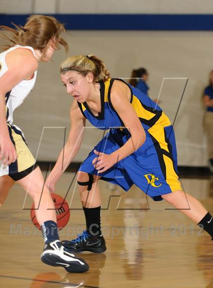 Thumbnail 3 in Del Campo vs. Nevada Union (Christian Brothers Holiday Classic) photogallery.