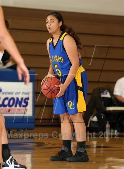 Thumbnail 3 in Del Campo vs. Nevada Union (Christian Brothers Holiday Classic) photogallery.
