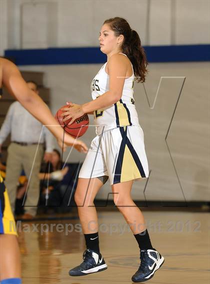 Thumbnail 2 in Del Campo vs. Nevada Union (Christian Brothers Holiday Classic) photogallery.