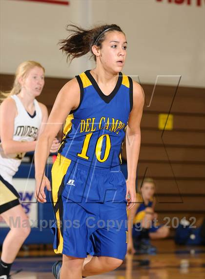 Thumbnail 3 in Del Campo vs. Nevada Union (Christian Brothers Holiday Classic) photogallery.