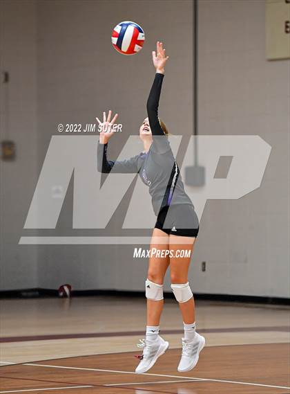 Thumbnail 3 in FR: A&M Consolidated vs College Station photogallery.
