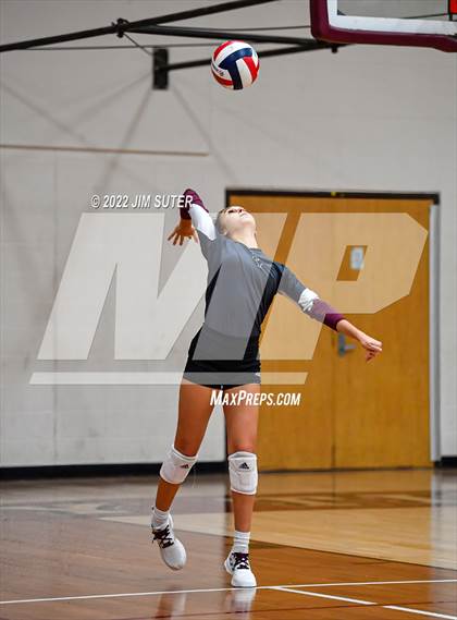 Thumbnail 3 in FR: A&M Consolidated vs College Station photogallery.