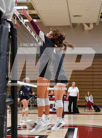 Thumbnail 1 in FR: A&M Consolidated vs College Station photogallery.