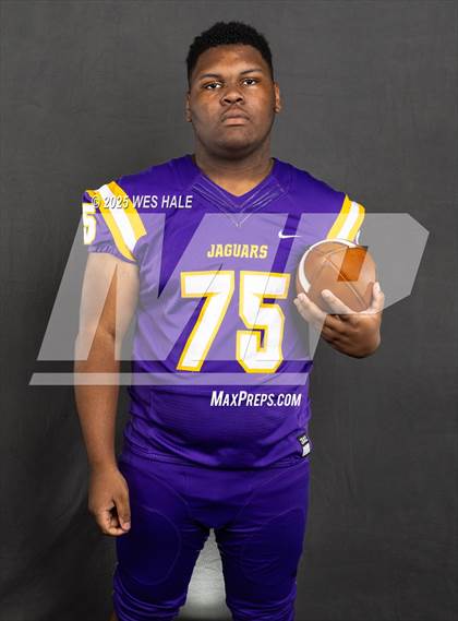 Thumbnail 1 in DeSoto Central (Team & Individual) photogallery.