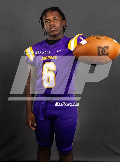 Thumbnail 2 in DeSoto Central (Team & Individual) photogallery.