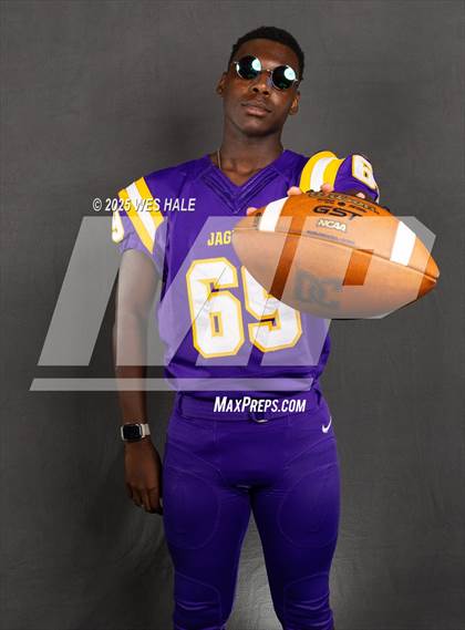 Thumbnail 1 in DeSoto Central (Team & Individual) photogallery.