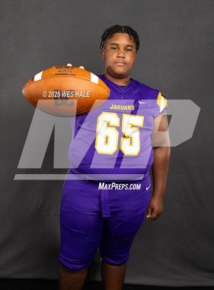 Thumbnail 1 in DeSoto Central (Team & Individual) photogallery.