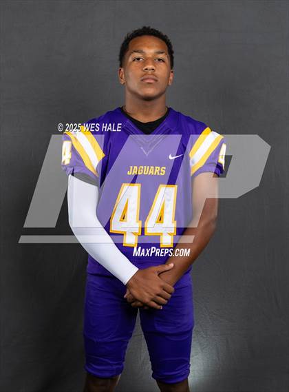 Thumbnail 1 in DeSoto Central (Team & Individual) photogallery.