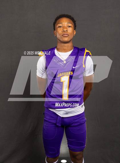 Thumbnail 3 in DeSoto Central (Team & Individual) photogallery.