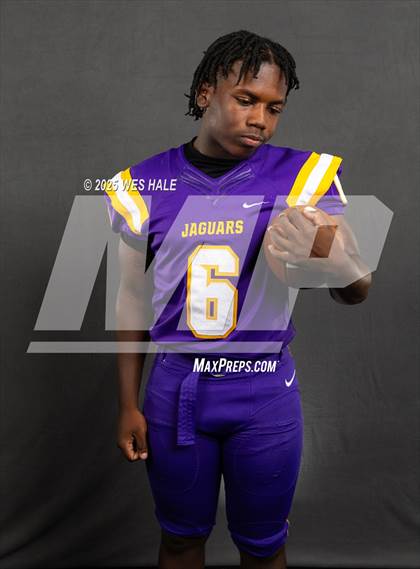 Thumbnail 1 in DeSoto Central (Team & Individual) photogallery.