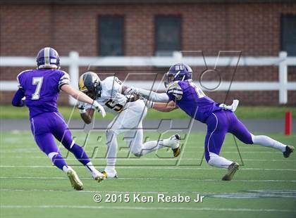 Thumbnail 2 in Bishop Guilfoyle vs. Farrell (PIAA Class A Final) photogallery.