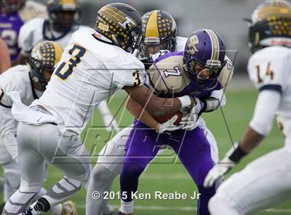 Thumbnail 2 in Bishop Guilfoyle vs. Farrell (PIAA Class A Final) photogallery.