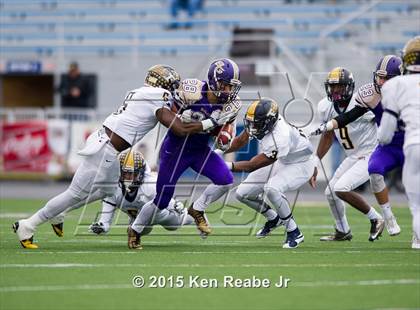 Thumbnail 1 in Bishop Guilfoyle vs. Farrell (PIAA Class A Final) photogallery.