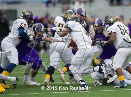 Thumbnail 3 in Bishop Guilfoyle vs. Farrell (PIAA Class A Final) photogallery.