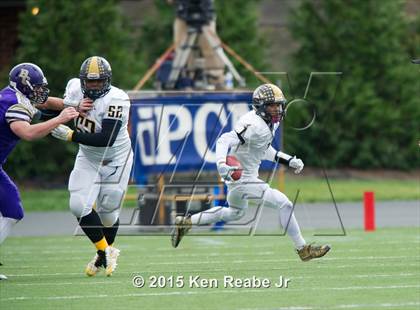 Thumbnail 2 in Bishop Guilfoyle vs. Farrell (PIAA Class A Final) photogallery.