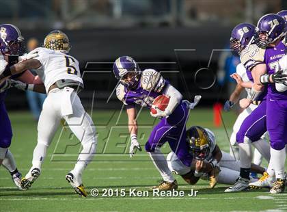 Thumbnail 3 in Bishop Guilfoyle vs. Farrell (PIAA Class A Final) photogallery.