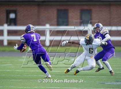 Thumbnail 2 in Bishop Guilfoyle vs. Farrell (PIAA Class A Final) photogallery.