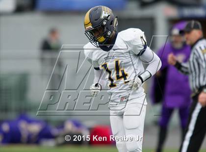 Thumbnail 3 in Bishop Guilfoyle vs. Farrell (PIAA Class A Final) photogallery.