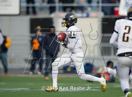 Thumbnail 1 in Bishop Guilfoyle vs. Farrell (PIAA Class A Final) photogallery.