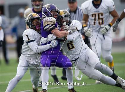 Thumbnail 2 in Bishop Guilfoyle vs. Farrell (PIAA Class A Final) photogallery.