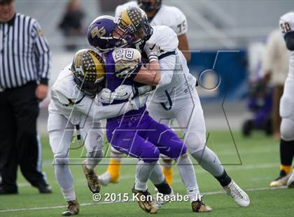 Thumbnail 3 in Bishop Guilfoyle vs. Farrell (PIAA Class A Final) photogallery.
