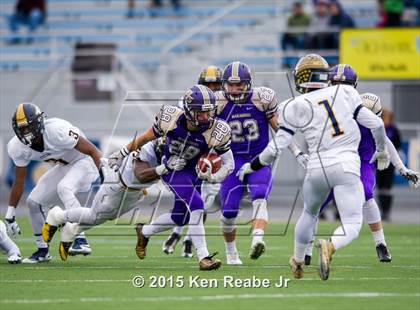 Thumbnail 2 in Bishop Guilfoyle vs. Farrell (PIAA Class A Final) photogallery.
