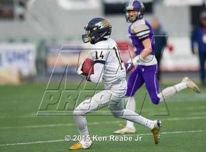 Thumbnail 3 in Bishop Guilfoyle vs. Farrell (PIAA Class A Final) photogallery.