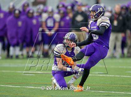 Thumbnail 3 in Bishop Guilfoyle vs. Farrell (PIAA Class A Final) photogallery.