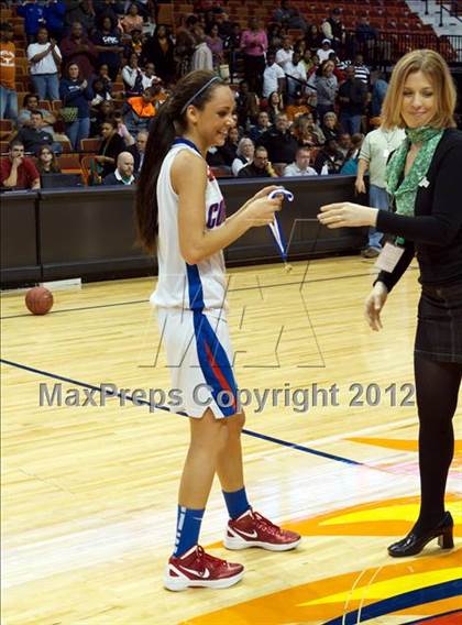 Thumbnail 1 in Capital Prep vs. Coginchaug (CIAC Class S Final) photogallery.