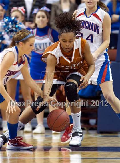 Thumbnail 3 in Capital Prep vs. Coginchaug (CIAC Class S Final) photogallery.