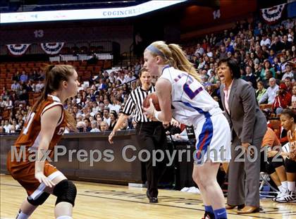 Thumbnail 3 in Capital Prep vs. Coginchaug (CIAC Class S Final) photogallery.