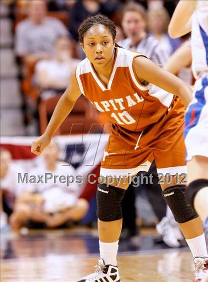 Thumbnail 3 in Capital Prep vs. Coginchaug (CIAC Class S Final) photogallery.