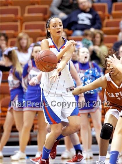Thumbnail 3 in Capital Prep vs. Coginchaug (CIAC Class S Final) photogallery.